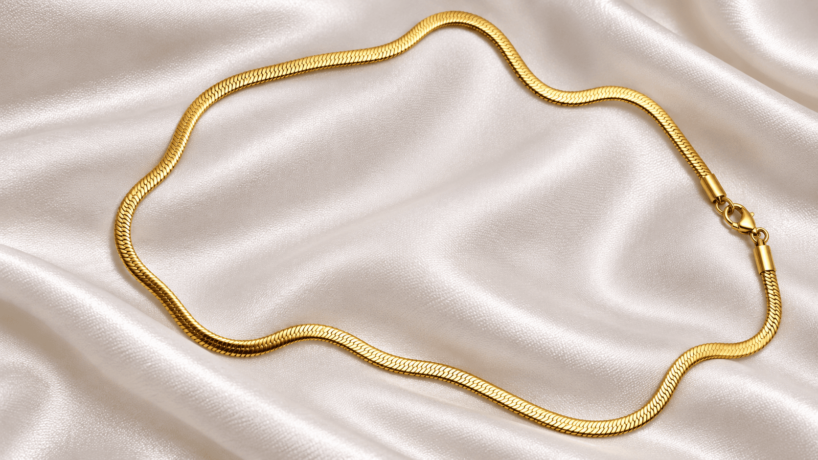 Collar Snake Gold